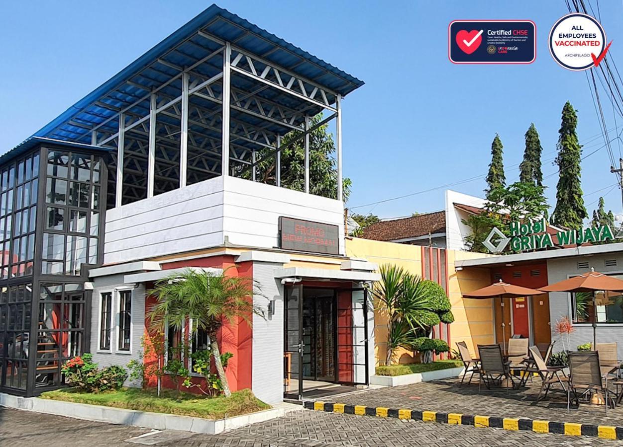 Hotel Griya Wijaya Ambarawa Exterior photo